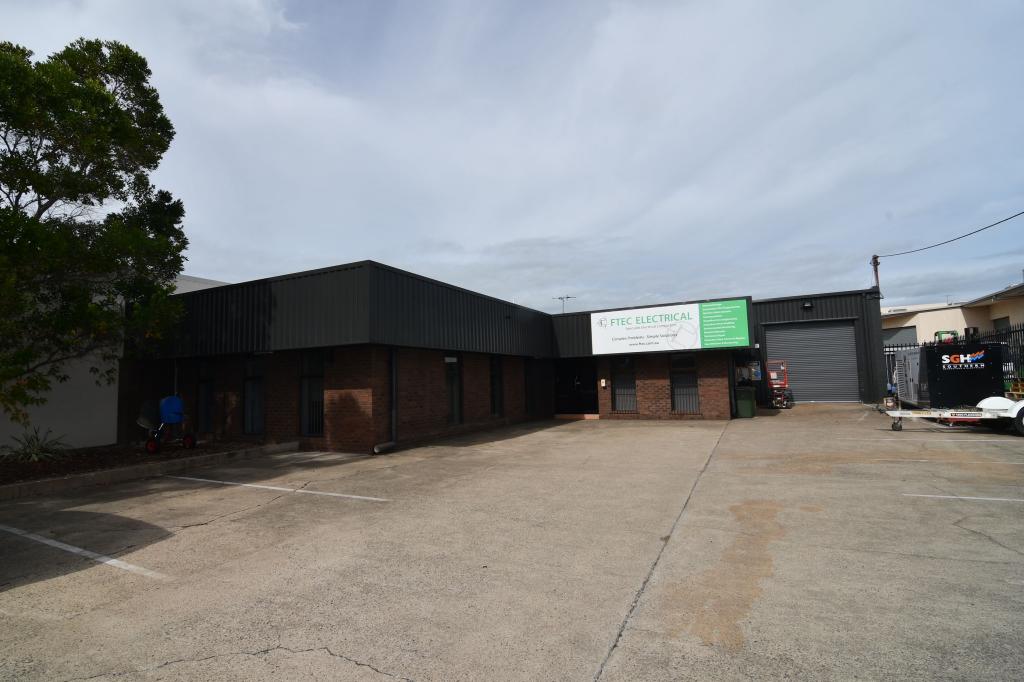 Offices 4-6/24 Leyland St, Garbutt, QLD 4814