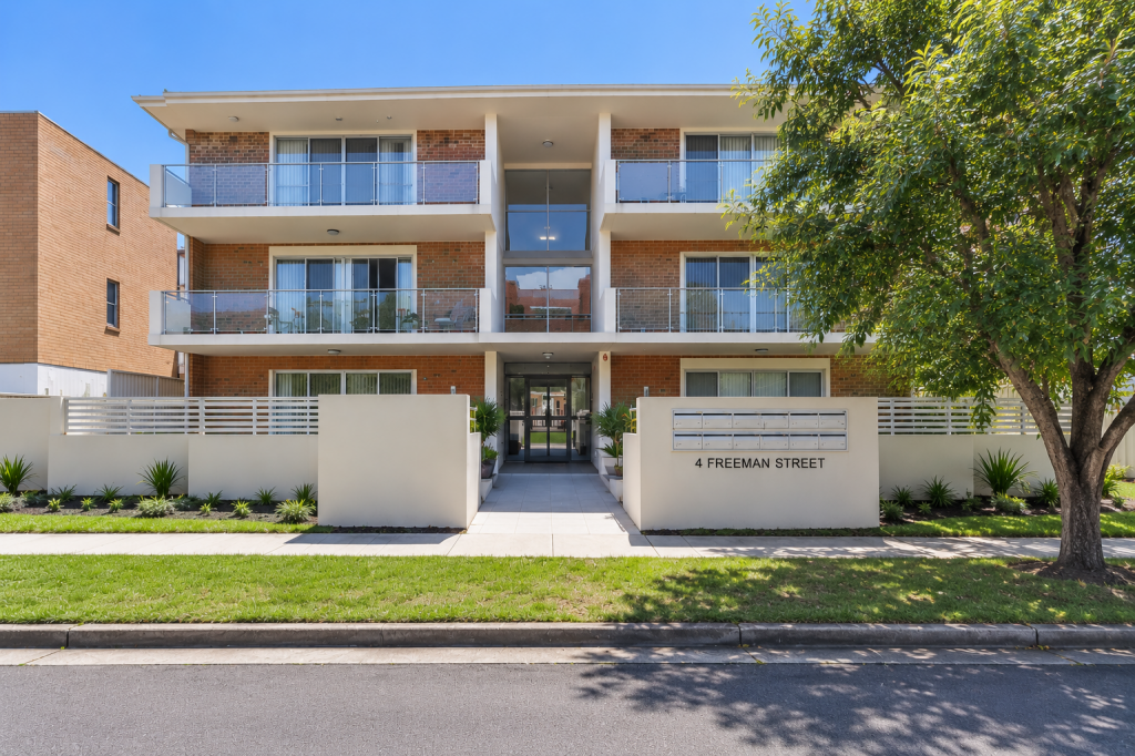 1/4-6 FREEMAN ST, WARWICK FARM, NSW 2170