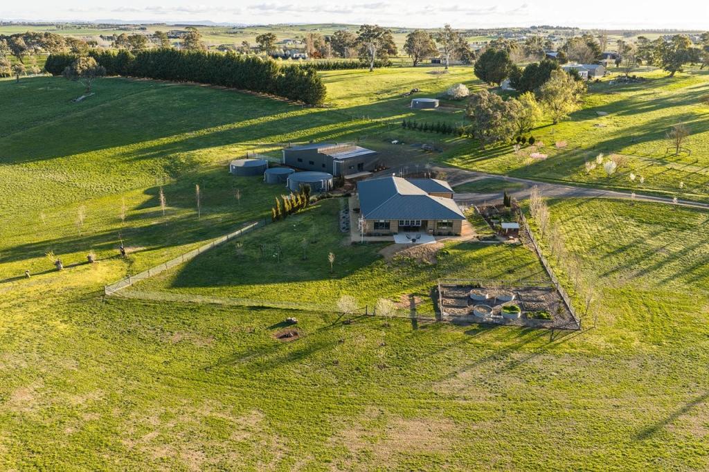 8 Walgrove Rd, Manton, NSW 2582