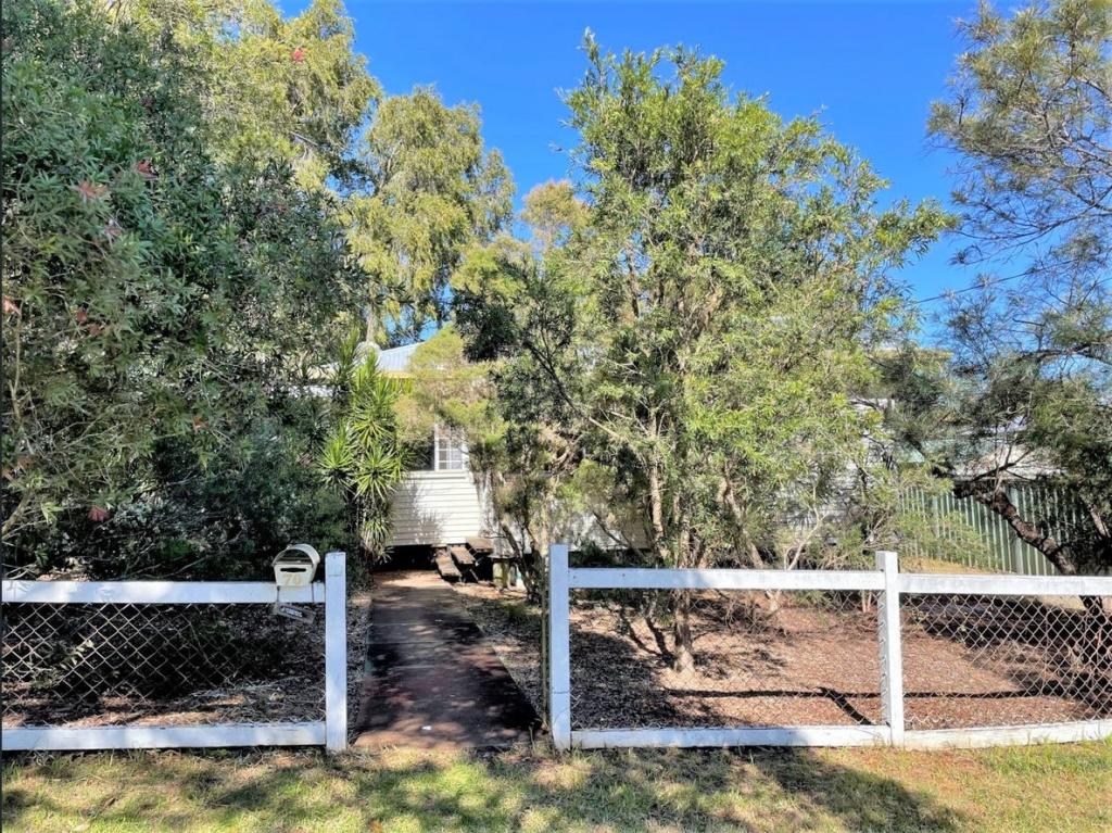 70 Crown St, Rangeville, QLD 4350