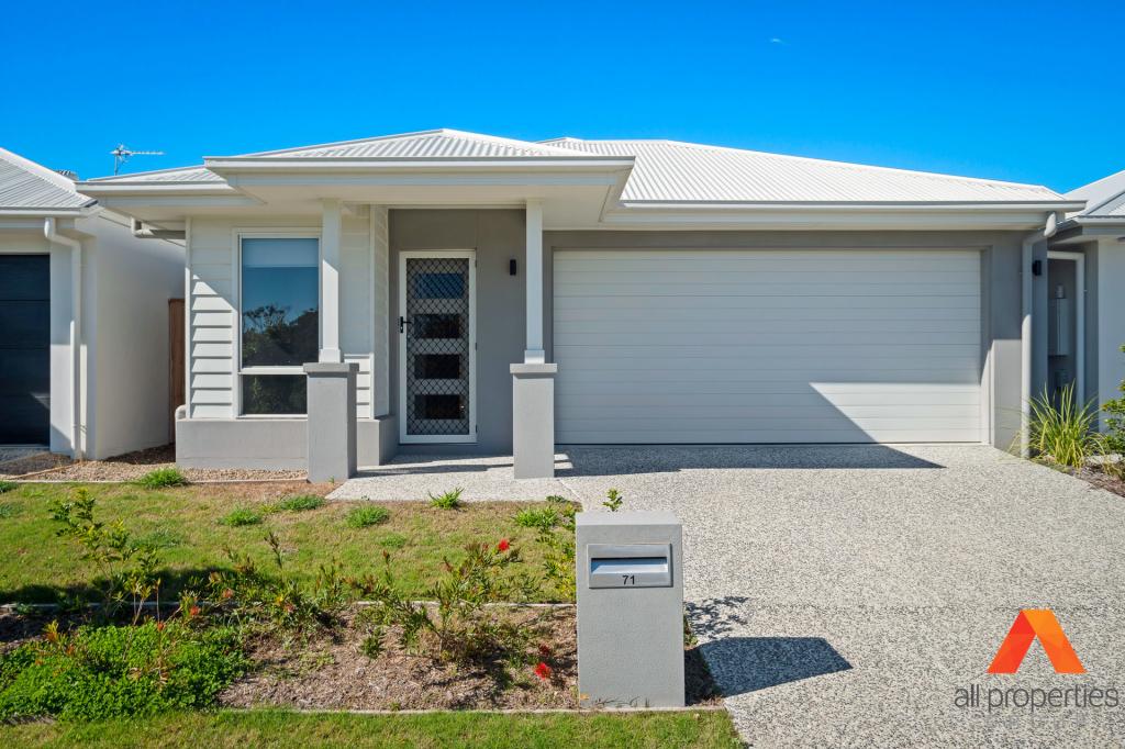 71 Foreshore St, Coomera, QLD 4209