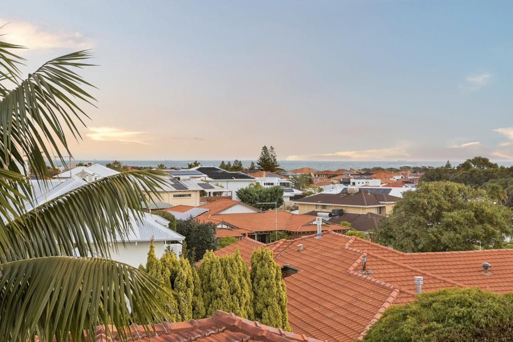 3 Newby Pl, Sorrento, WA 6020