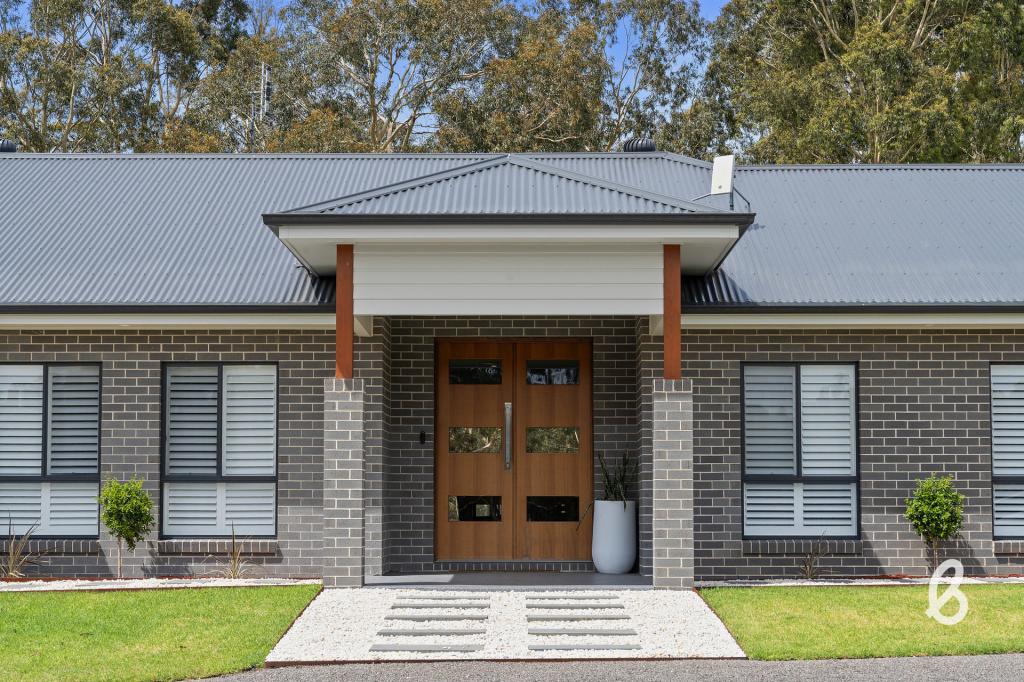 4 EMBLEM CT, WATTLE PONDS, NSW 2330