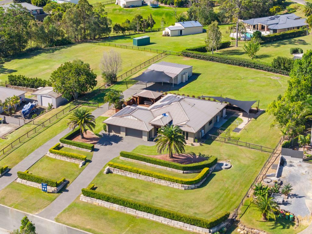 12 Fred Astaire Ave, Maudsland, QLD 4210