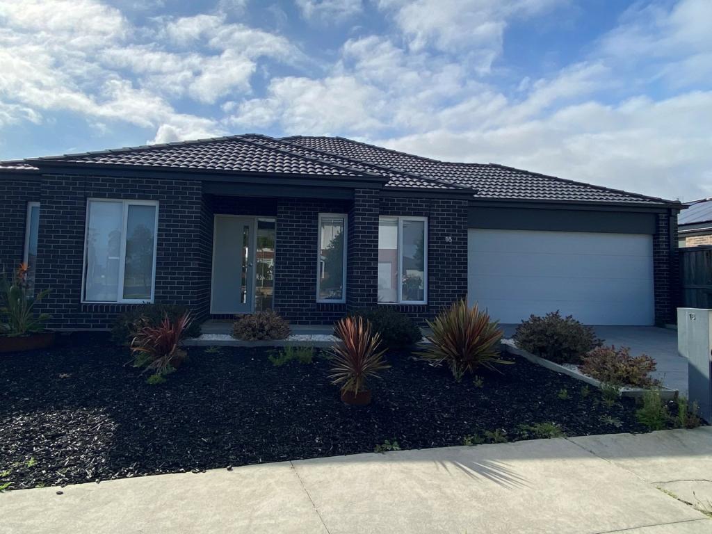 18 Whistler Dr, Bairnsdale, VIC 3875