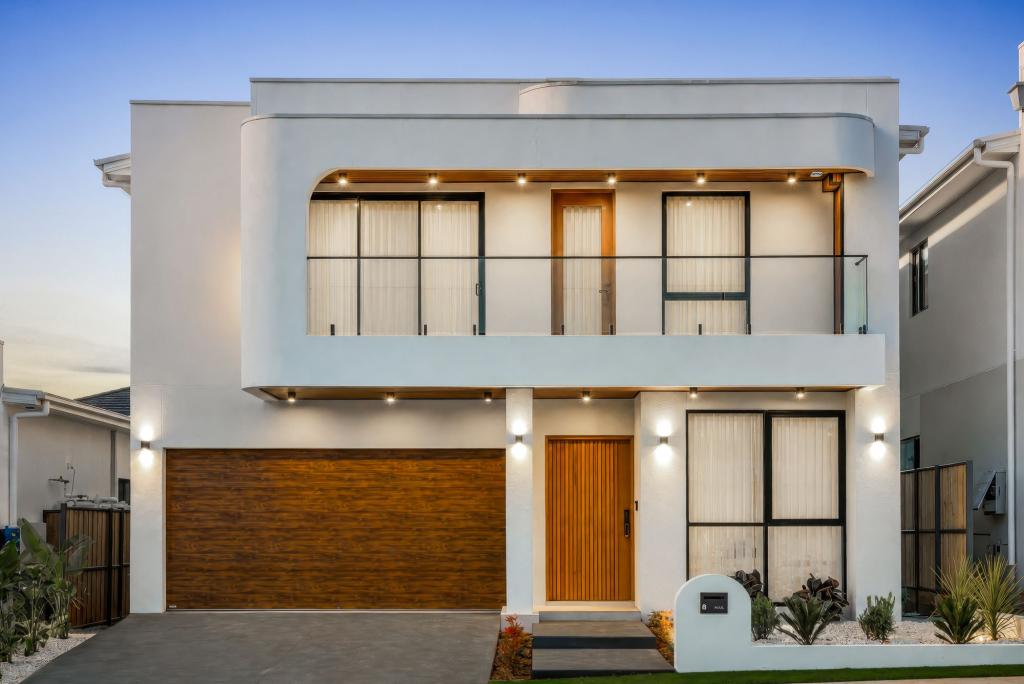 8 LAYLA ST, BOX HILL, NSW 2765