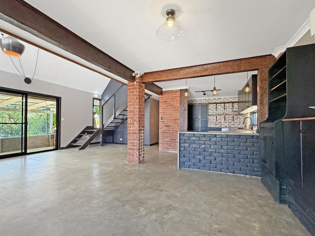 6 Minderoo Cres, Golden Bay, WA 6174