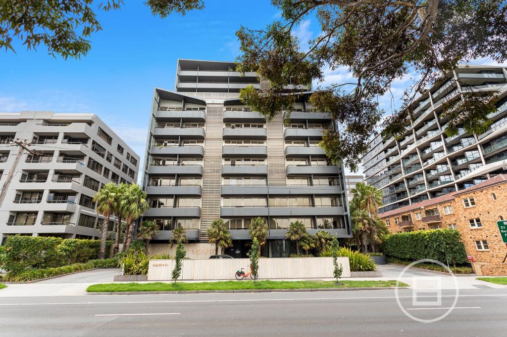 210/74 Queens Rd, Melbourne, VIC 3004