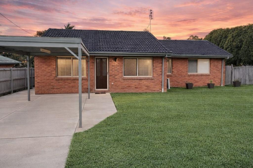111 Pine Camp Rd, Beerwah, QLD 4519