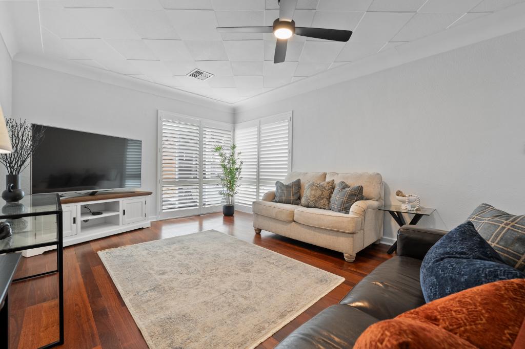 1 Allen Cl, Rockingham, WA 6168