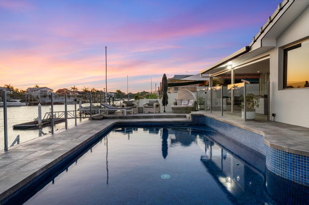42 Oxley Dr, Paradise Point, QLD 4216