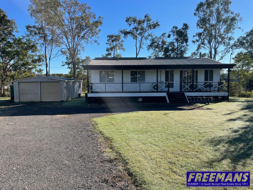 14 Deakin Cres, Nanango, QLD 4615