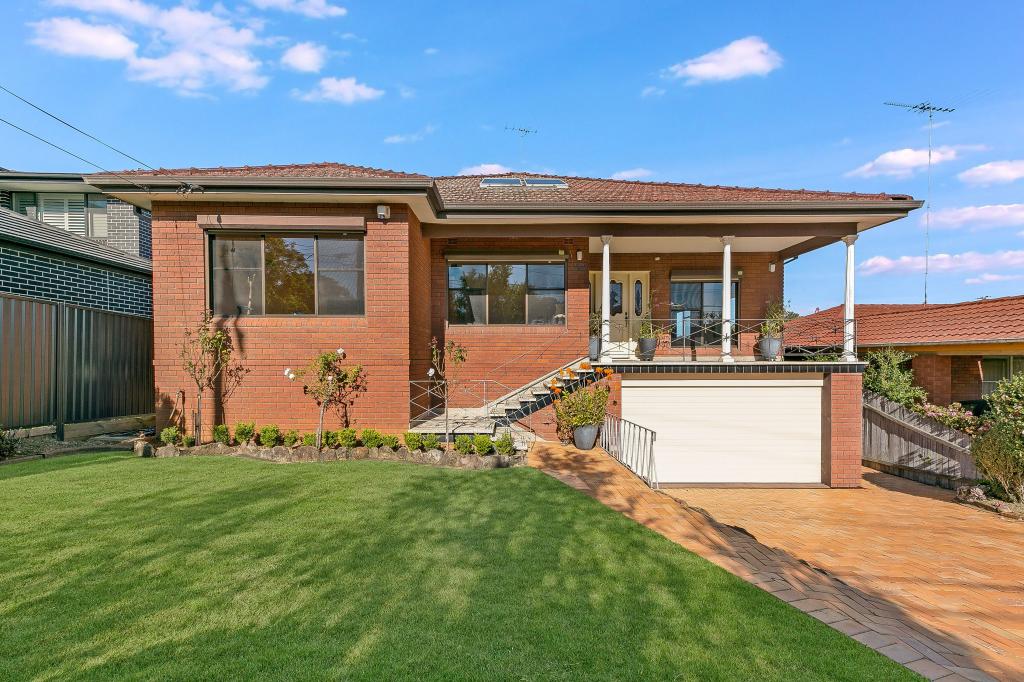 44 DENMAN RD, GEORGES HALL, NSW 2198