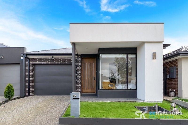 24 Eremaea Rd, Craigieburn, VIC 3064