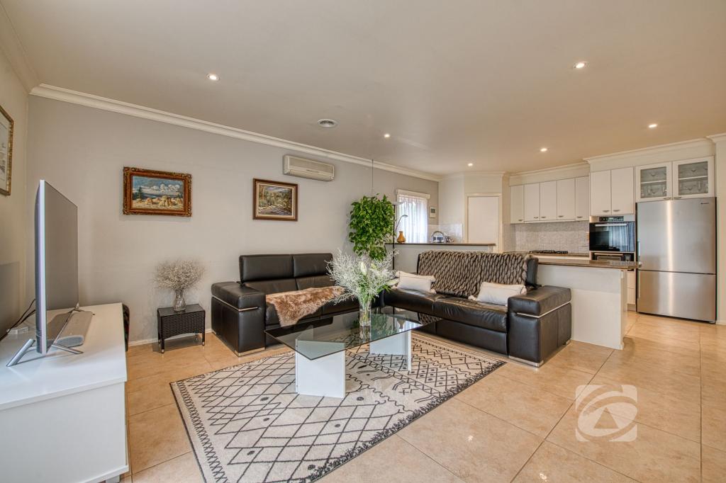 3 Edgbaston Cct, Berwick, VIC 3806