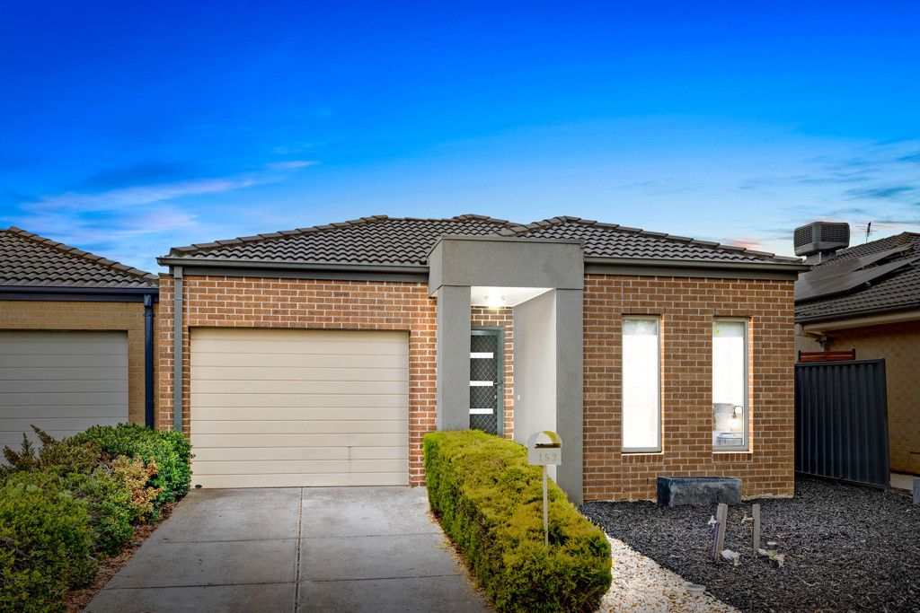 152 Eureka Dr, Manor Lakes, VIC 3024