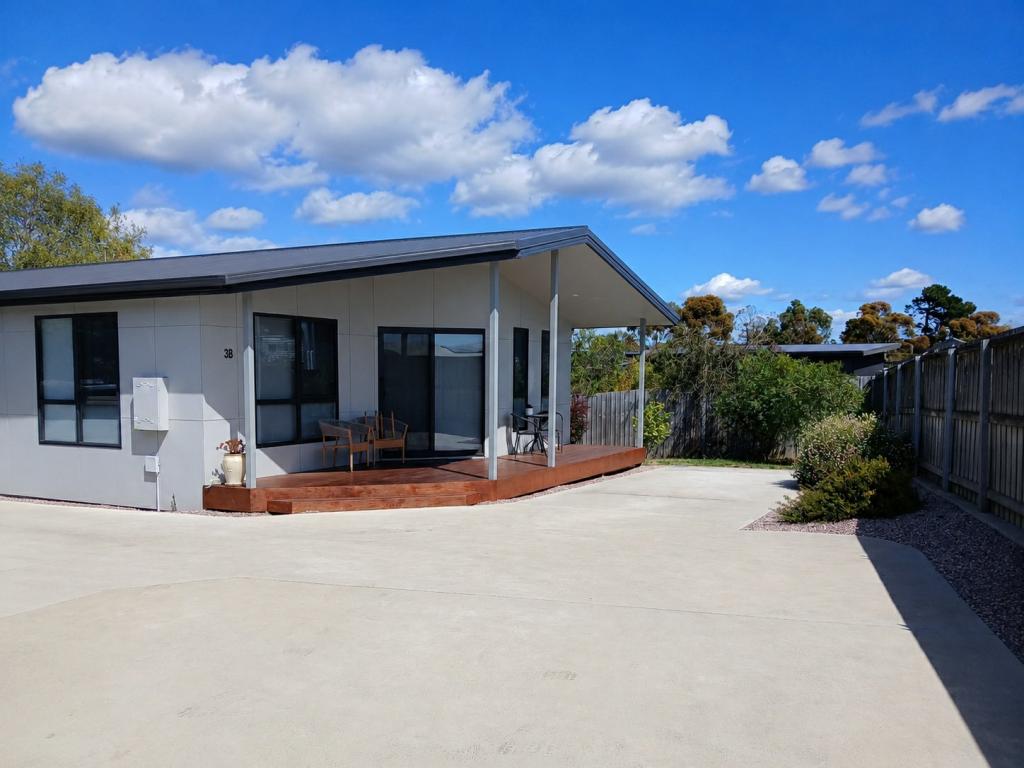3B SUNNYBANK CL, ST HELENS, TAS 7216