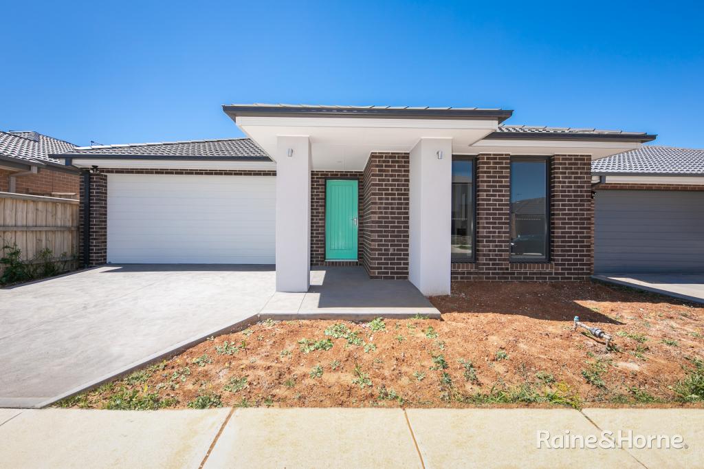 6 Lone Pine Way, Sunbury, VIC 3429