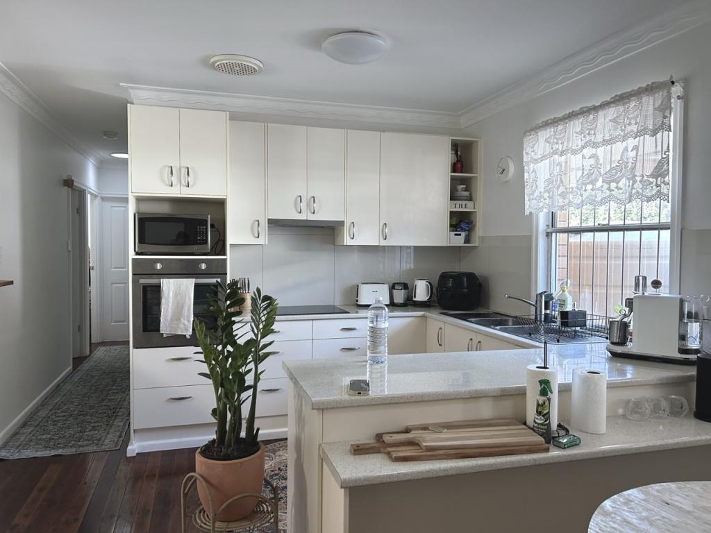 3 Creek Ave, Ashgrove, QLD 4060