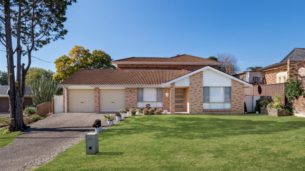 5 Peat Cl, Eagle Vale, NSW 2558