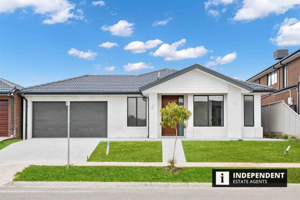 30 Cook Rd, Melton South, VIC 3338