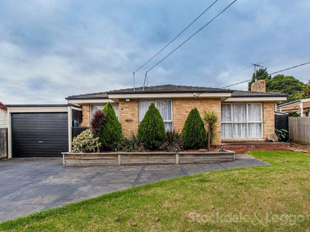 42 Silverton Dr, Ferntree Gully, VIC 3156