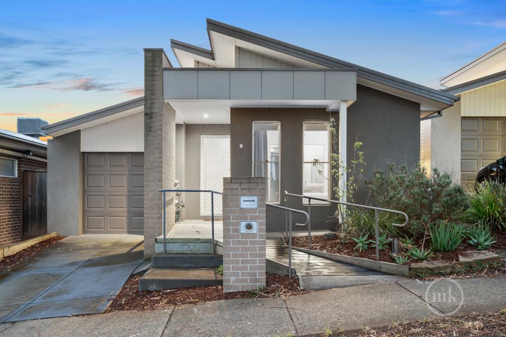 9 Besra Dr, Doreen, VIC 3754