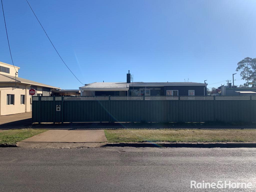 42 ALFORD ST, KINGAROY, QLD 4610