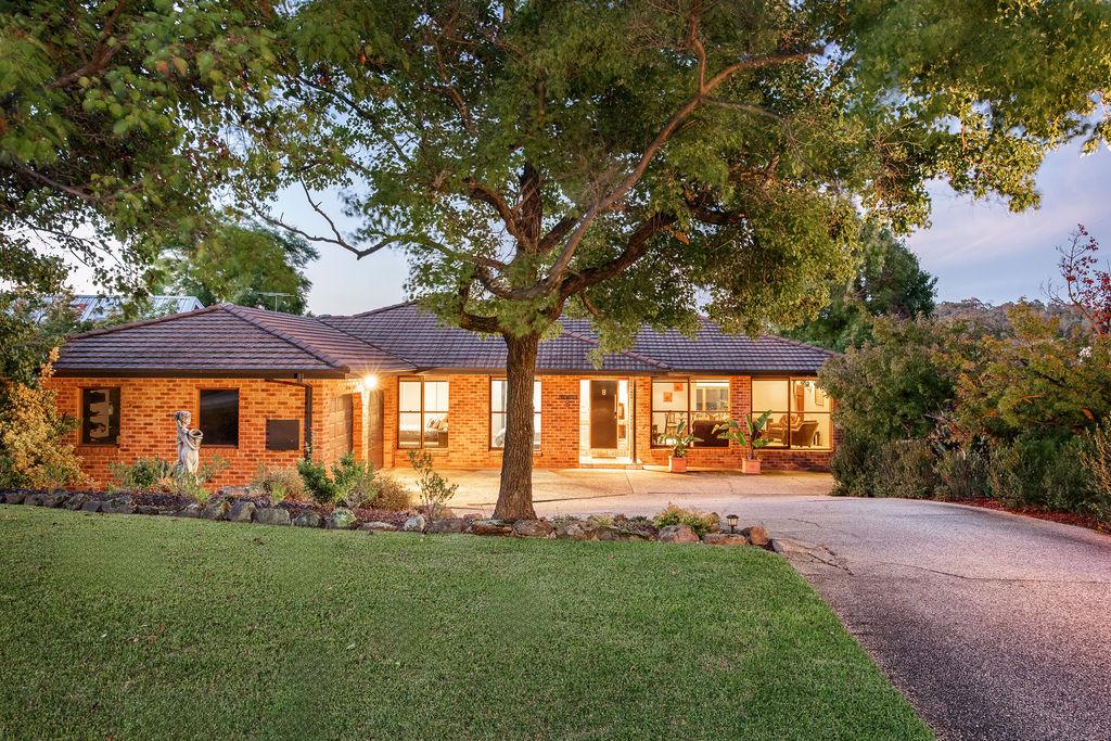 8 Hampton Ct, East Albury, NSW 2640