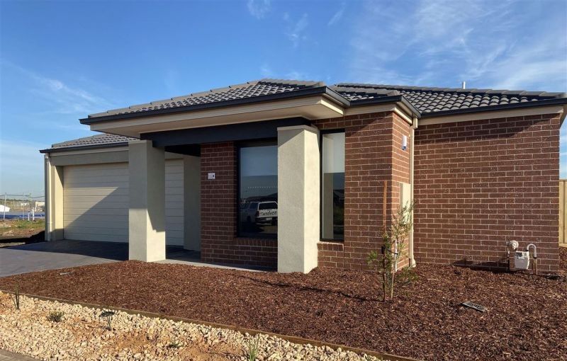 8 Saddler St, Tarneit, VIC 3029