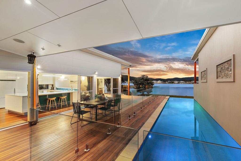 62 Sorrento Rd, Empire Bay, NSW 2257