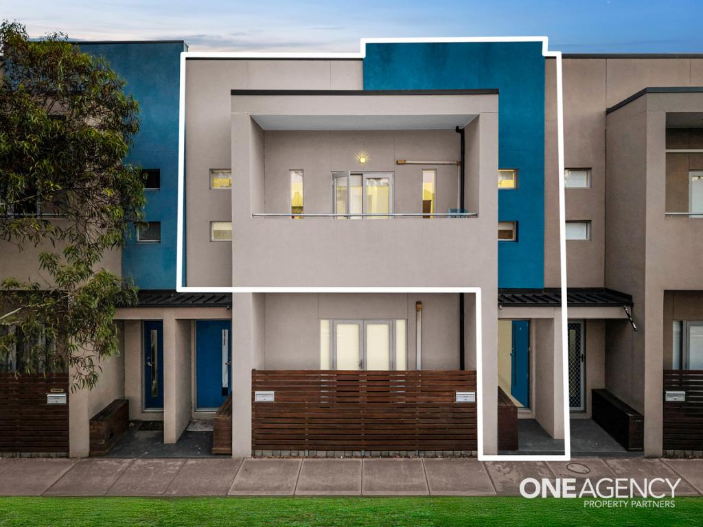 2/17 Tom Roberts Pde, Point Cook, VIC 3030