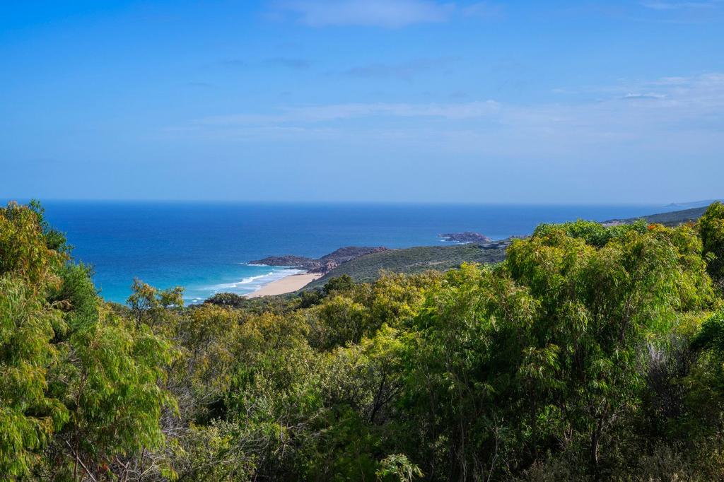 229 Injidup Spring Rd, Yallingup, WA 6282