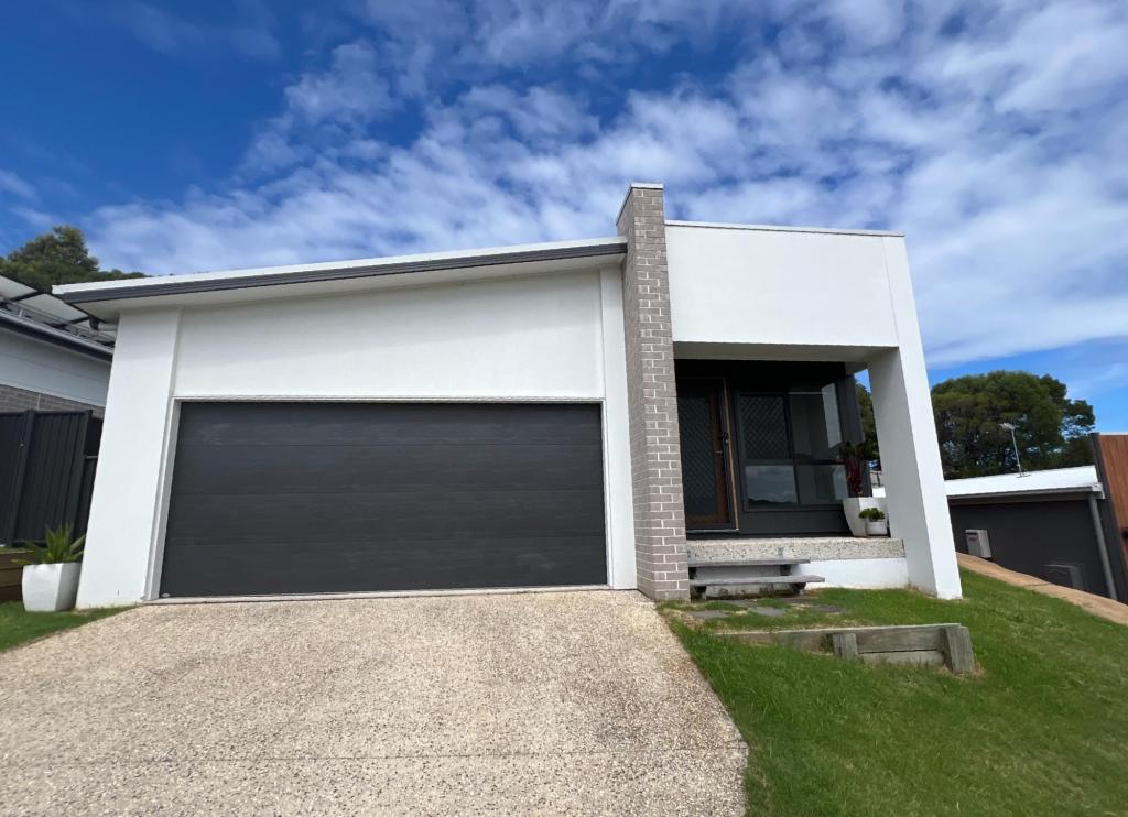 22a Dent Cres, Cumbalum, NSW 2478