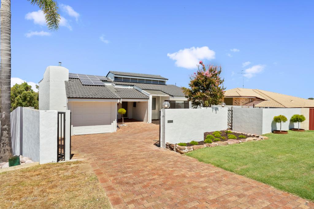 17 Carina Cir, Halls Head, WA 6210