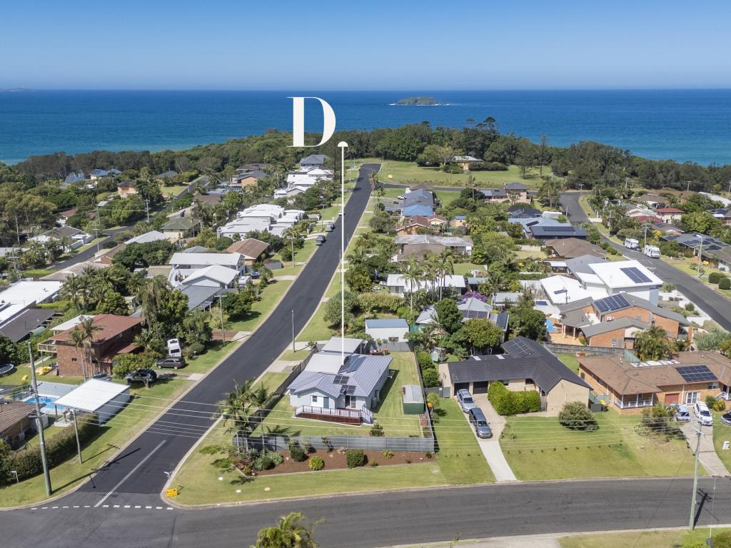 6 Headland Rd, Sapphire Beach, NSW 2450