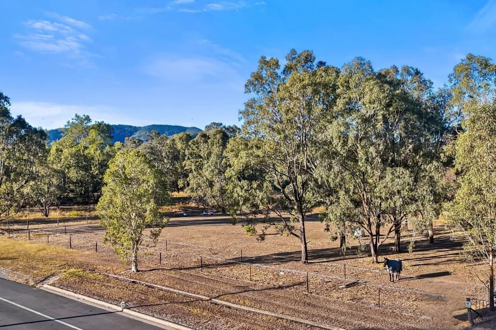 18 Water St, Berserker, QLD 4701
