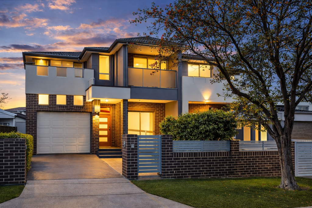 26 Sturt Ave, Georges Hall, NSW 2198