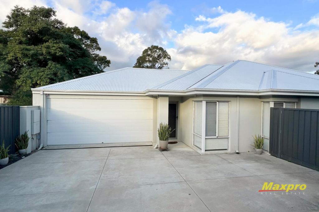 15a Strathearn Rd, Forrestfield, WA 6058