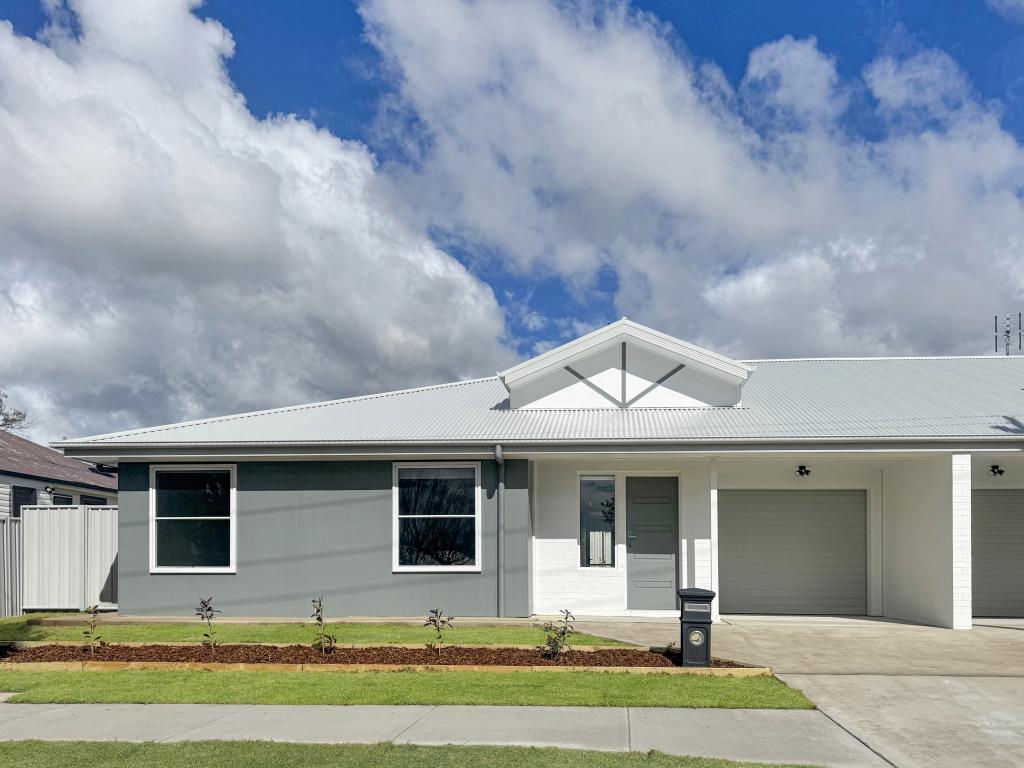 74 Berthong St, Young, NSW 2594