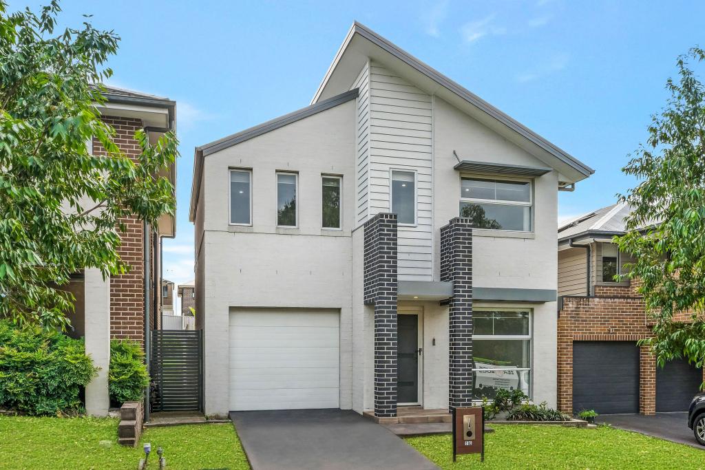 16 Hebe Tce, Glenfield, NSW 2167
