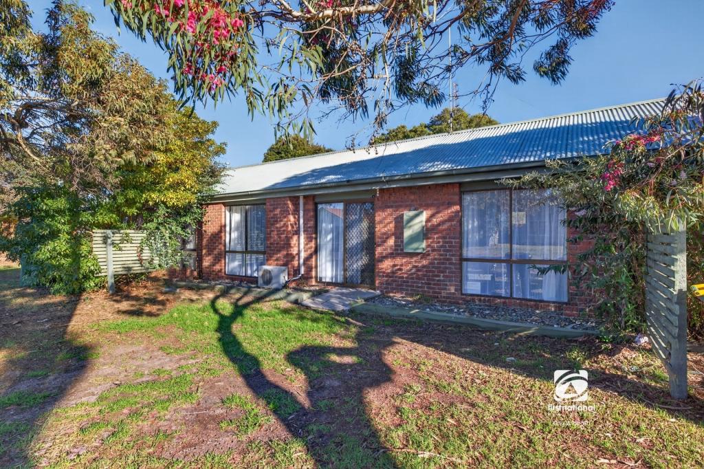 2/19 Toonalook Pde, Paynesville, VIC 3880
