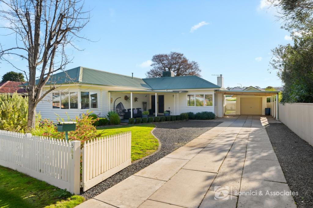 561 Lyne St, Lavington, NSW 2641