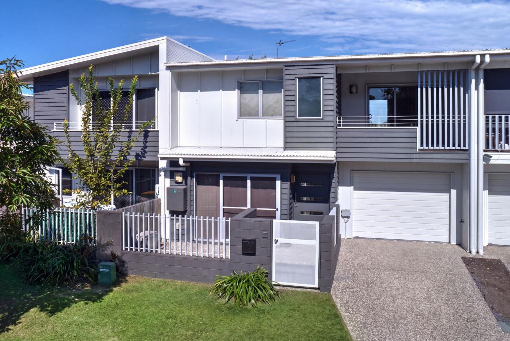 10 Indigo Rd, Caloundra West, QLD 4551