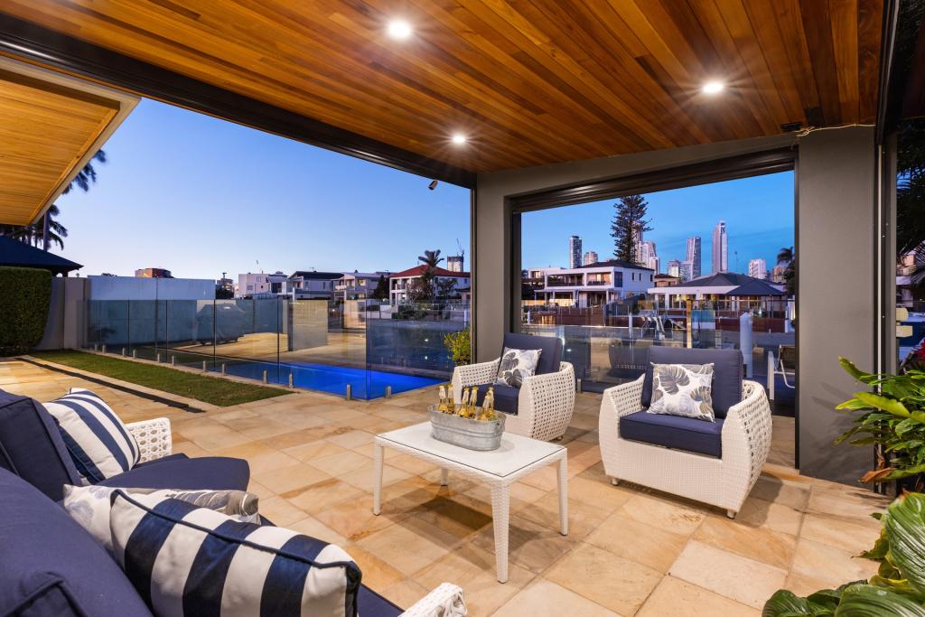 63 Gibraltar Dr, Surfers Paradise, QLD 4217