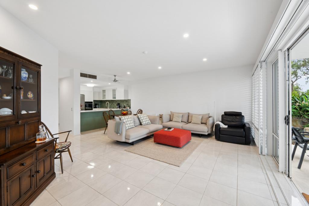 5127 St Andrews Tce, Hope Island, QLD 4212