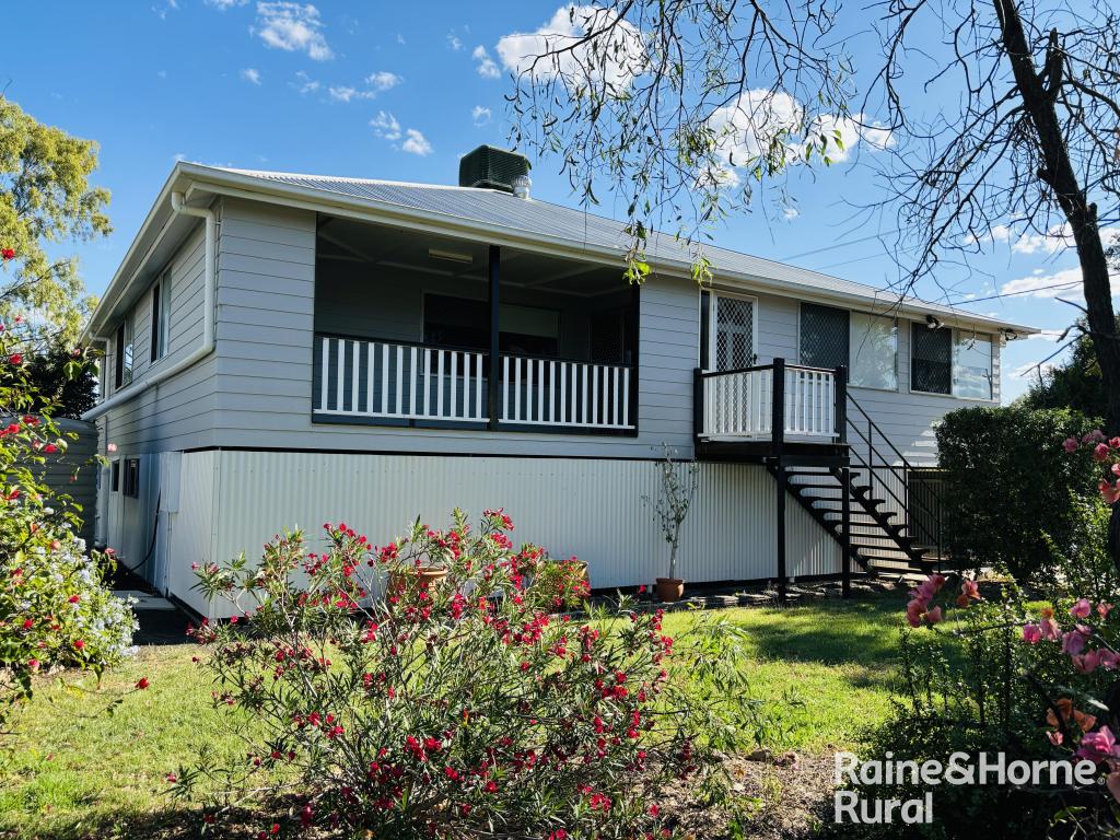 12 Phillip St, Roma, QLD 4455