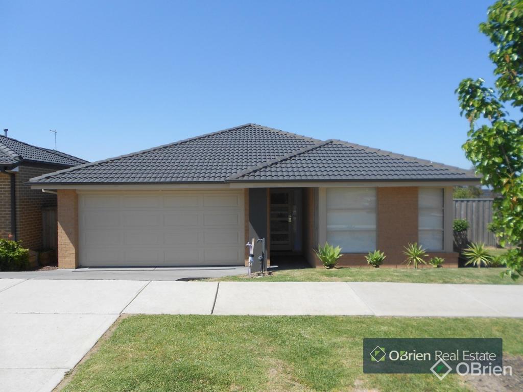 7 Clendon Dr, Officer, VIC 3809