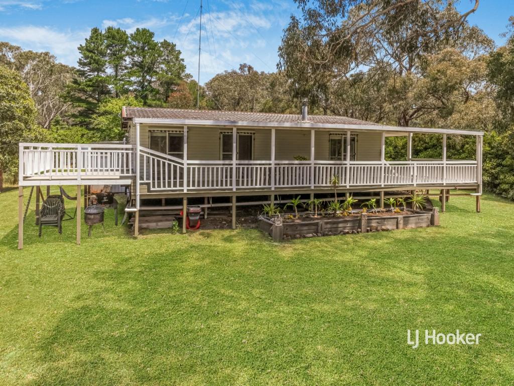 140 Cunninghams Rd, Tyaak, VIC 3658