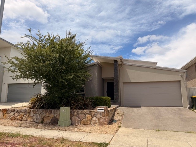 6 Walling St, Franklin, ACT 2913